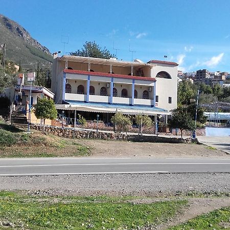 Touraghine Hotel & Cafe Чефчауен Екстериор снимка