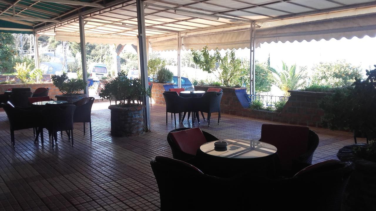 Touraghine Hotel & Cafe Чефчауен Екстериор снимка
