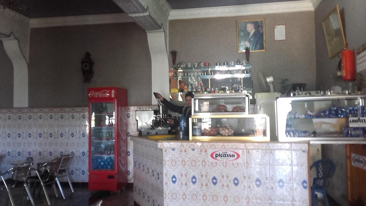Touraghine Hotel & Cafe Чефчауен Екстериор снимка
